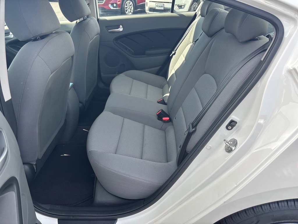 Used 2018 Kia Forte LX image 13