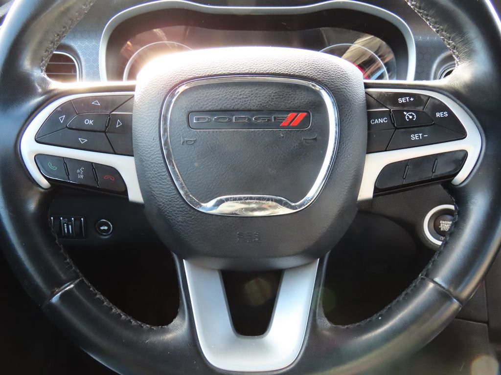 Used 2016 Dodge Charger SXT image 30