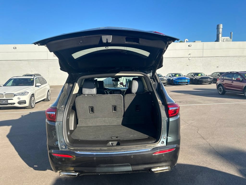 Used 2019 Buick Enclave Premium w/ Experience Buick Package AWD/4WD image 11