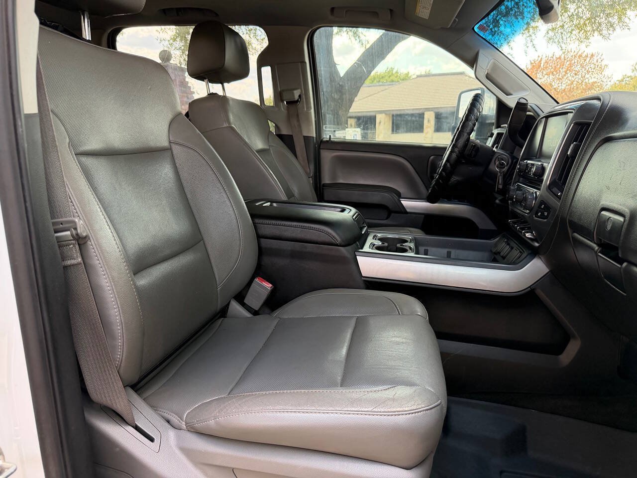 Used 2015 Chevrolet Silverado 2500 LTZ w/ LTZ Plus Package AWD/4WD image 16