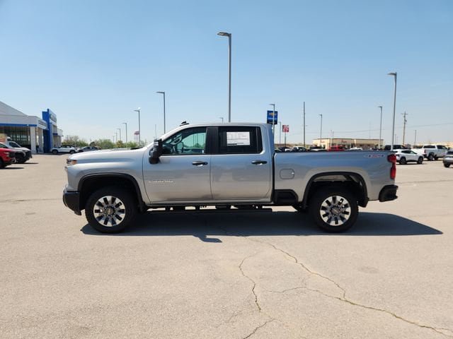 New 2026 Chevrolet Silverado 2500 Custom w/ Custom Value Package AWD/4WD image 4