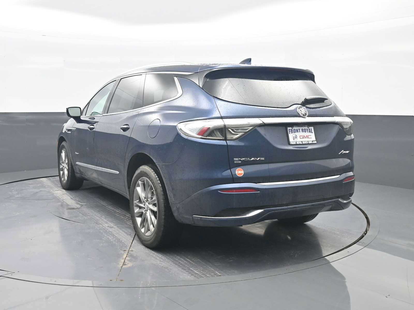 Used 2024 Buick Enclave Avenir w/ Avenir Technology Package AWD/4WD image 6