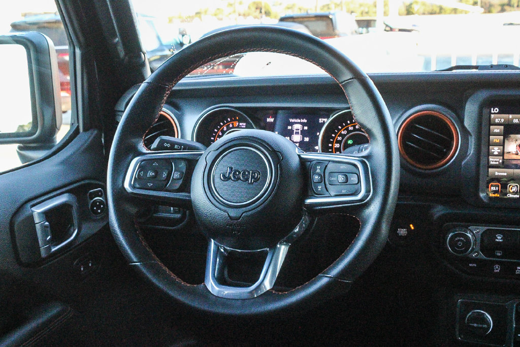 Used 2023 Jeep Gladiator Mojave w/ Safety Group AWD/4WD image 16
