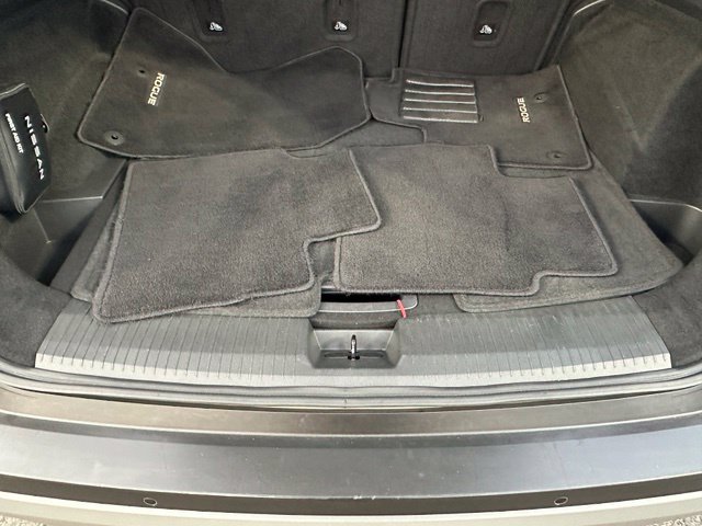 Used 2023 Nissan Rogue SV AWD/4WD image 15