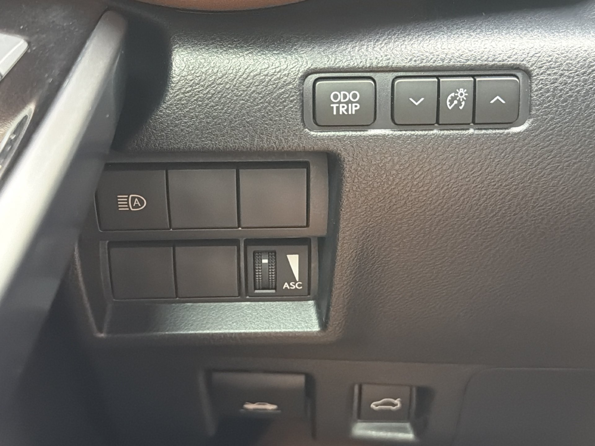 Used 2024 Lexus IS 350 F Sport w/ Accessory Package 2 RWD image 27