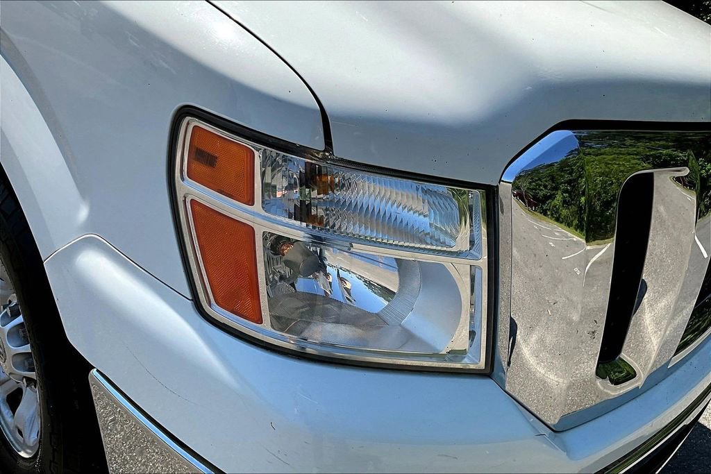 Used 2012 Nissan NV 2500 SV w/ Technology Pkg image 35