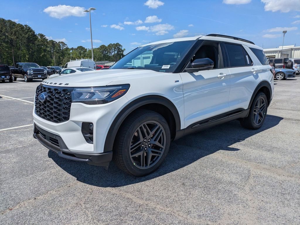New 2026 Ford Explorer ST-Line image 8