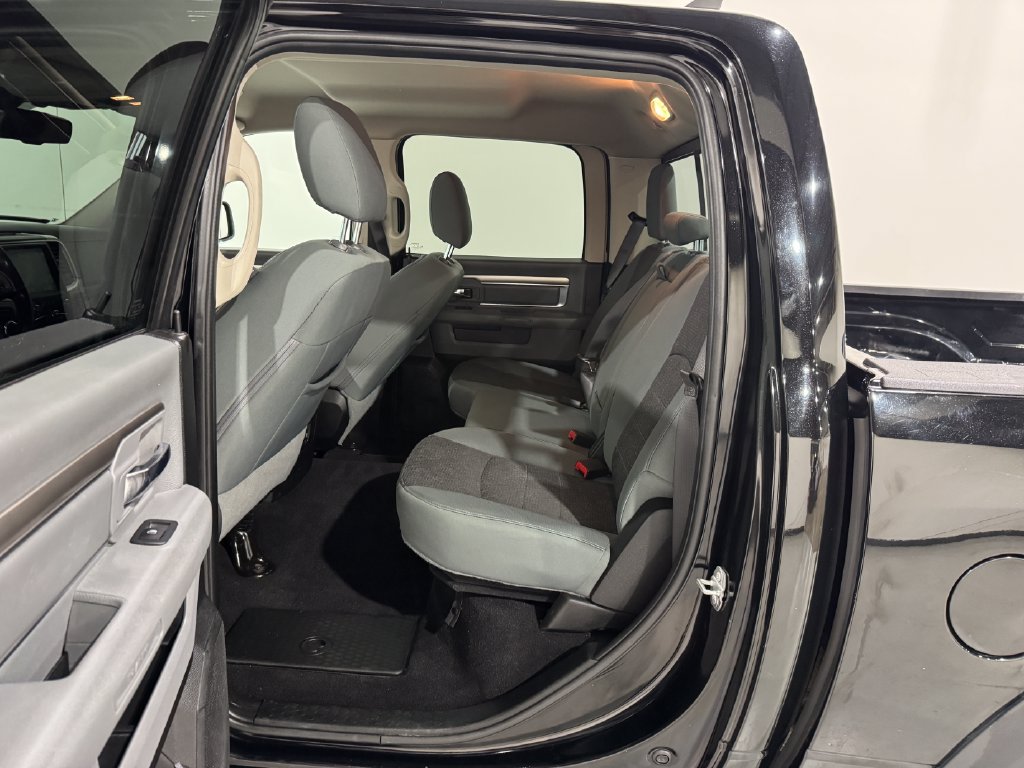 Used 2019 RAM 1500 Warlock AWD/4WD image 20