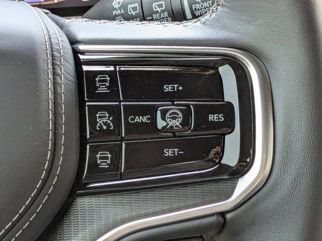 New 2026 Jeep Grand Wagoneer Summit w/ Premium Group III image 27