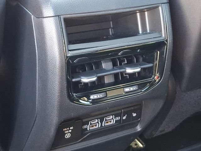 Used 2022 Jeep Grand Cherokee Trailhawk AWD/4WD image 20