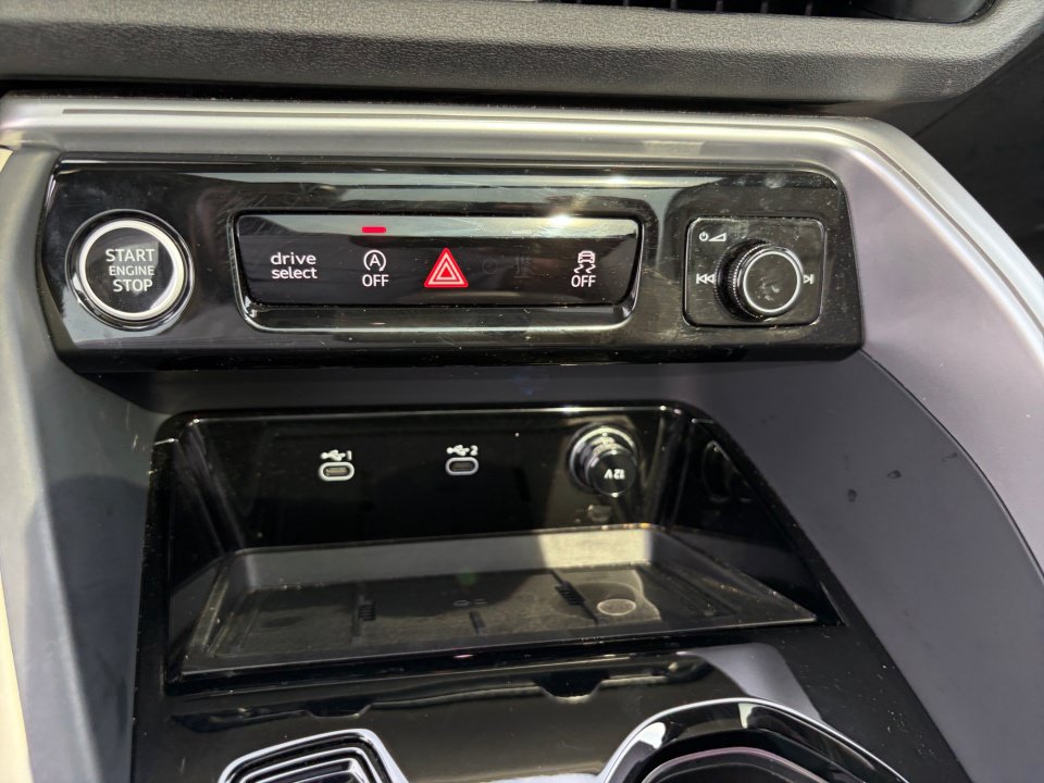Used 2025 Audi Q5 Prestige AWD/4WD image 20