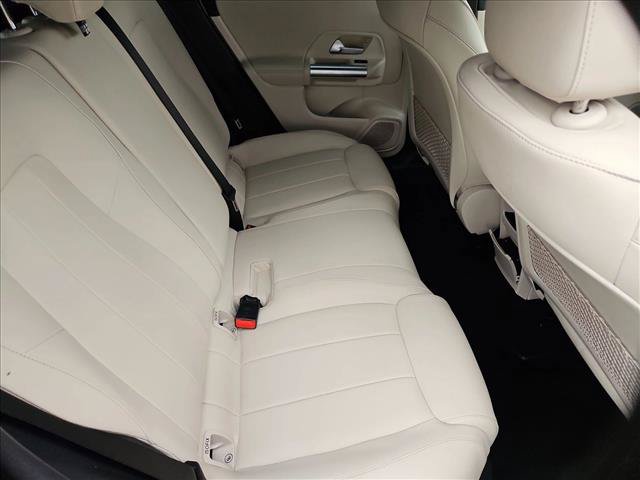 Used 2025 Mercedes-Benz GLA 250 4MATIC image 26
