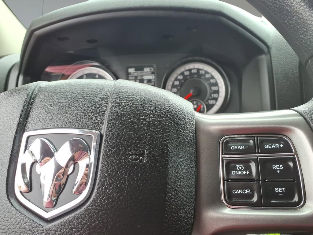 Used 2024 RAM 1500 Classic SLT AWD/4WD image 18