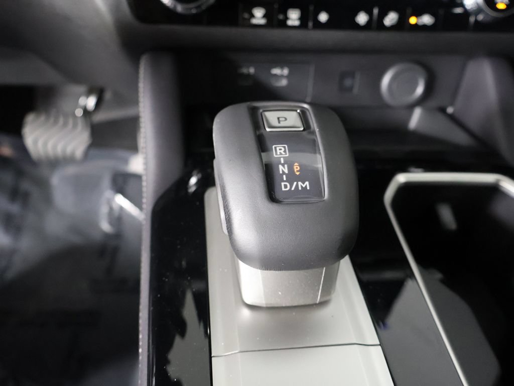 New 2026 Mitsubishi Outlander LE AWD/4WD image 45