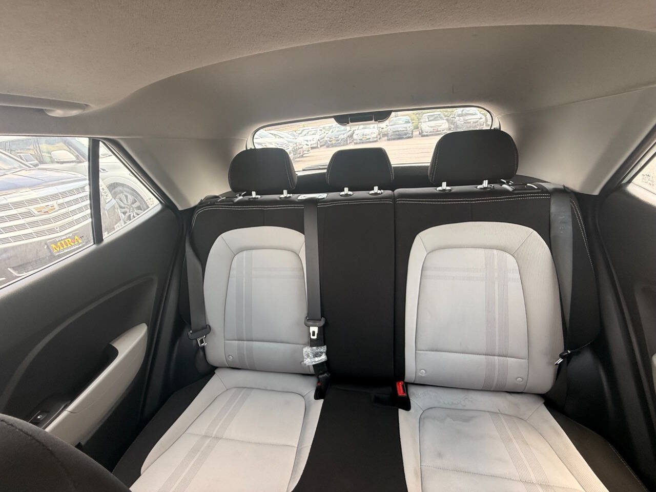 Used 2025 Hyundai Venue SEL FWD image 53