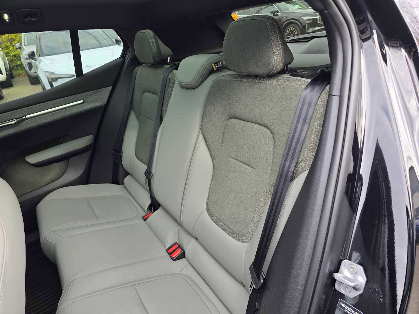 New 2026 Volvo EX30 Plus w/ Protection Package Premier AWD/4WD image 17