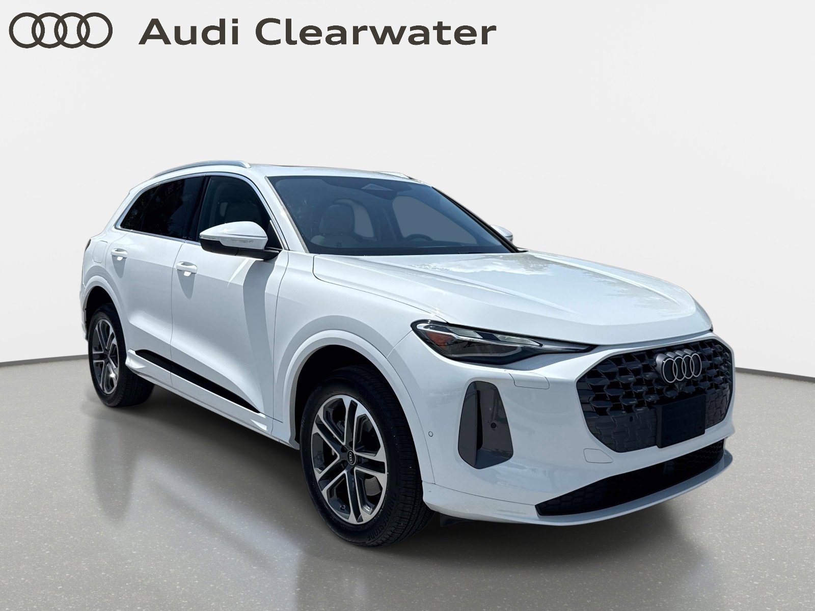 Used 2025 Audi Q5 Premium w/ Convenience Package AWD/4WD image 6