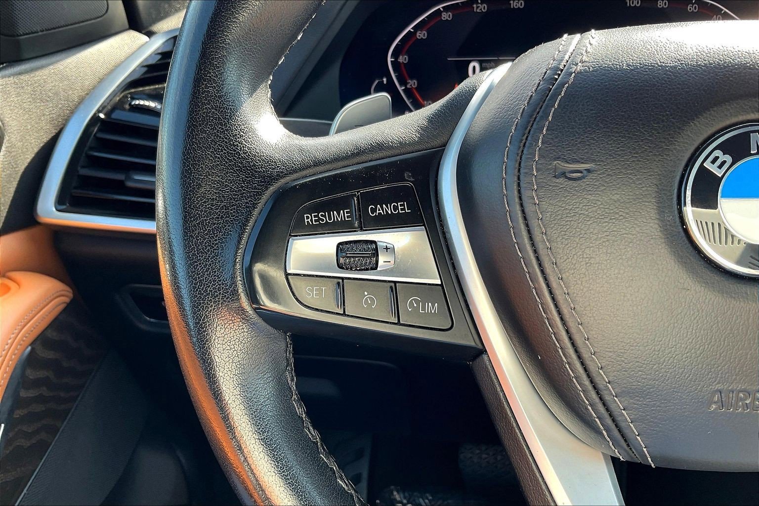 Used 2023 BMW X5 xDrive40i w/ Parking Assistance Package image 21