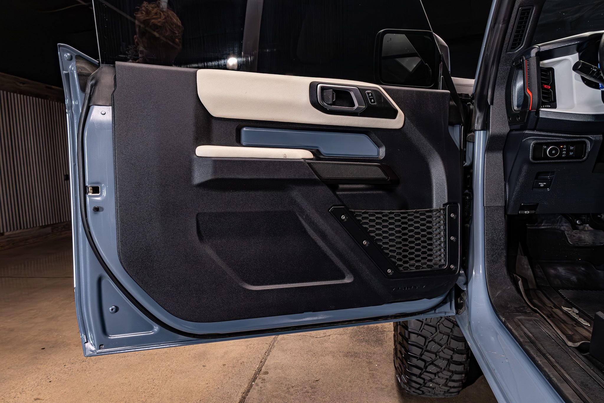 Used 2024 Ford Bronco Heritage Edition image 21