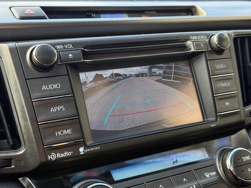 Used 2015 Toyota RAV4 XLE AWD/4WD image 24