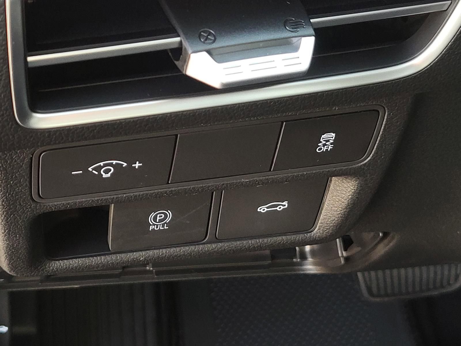 New 2026 Hyundai Sonata SEL FWD image 14