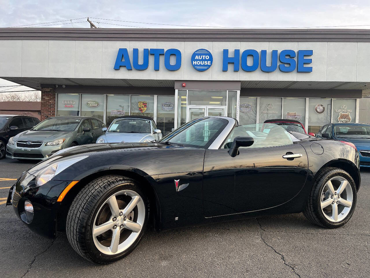 Used 2009 Pontiac Solstice Convertible w/ Preferred Package image 8