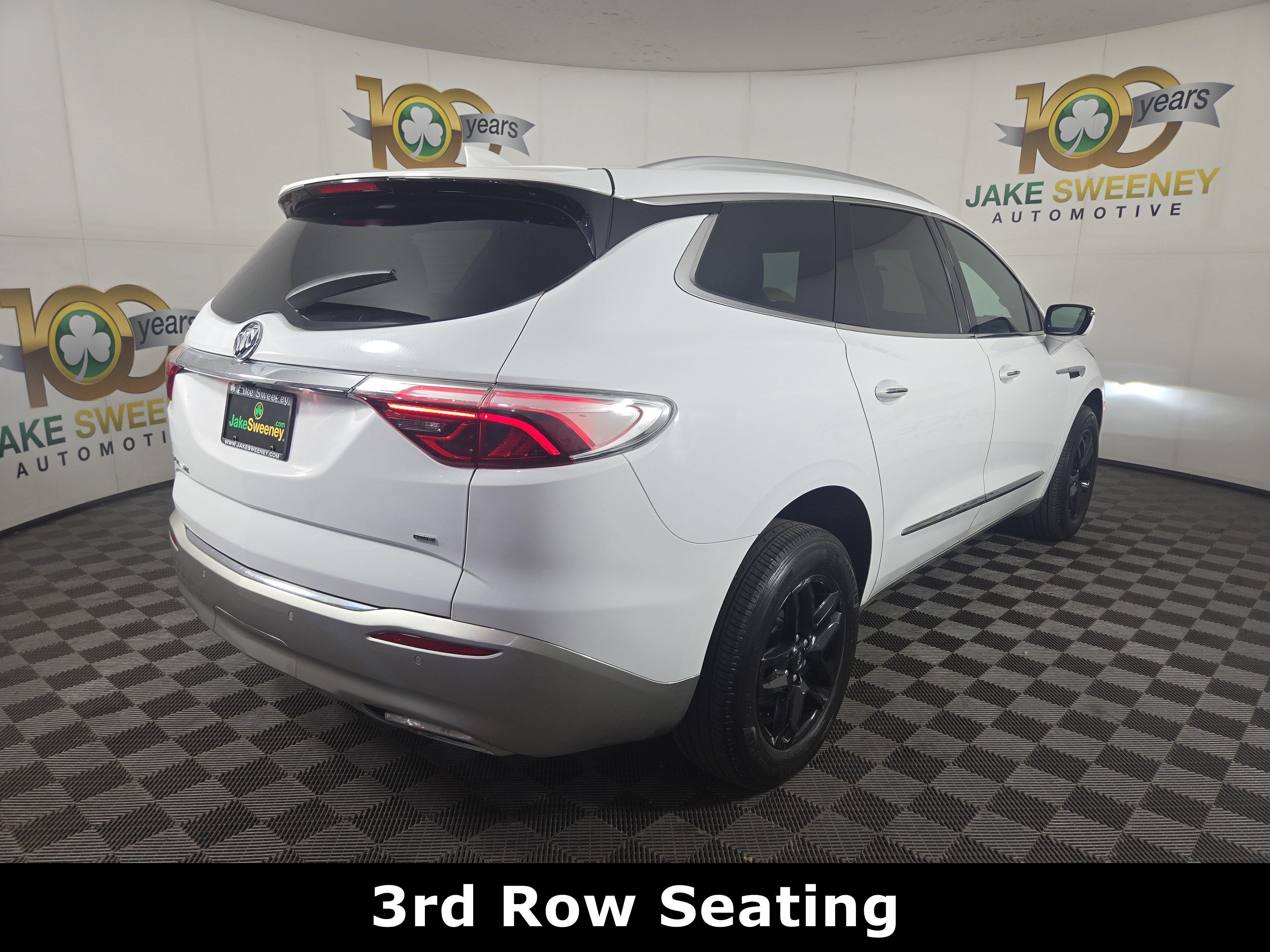 Used 2023 Buick Enclave Essence w/ Experience Buick Package AWD/4WD image 9