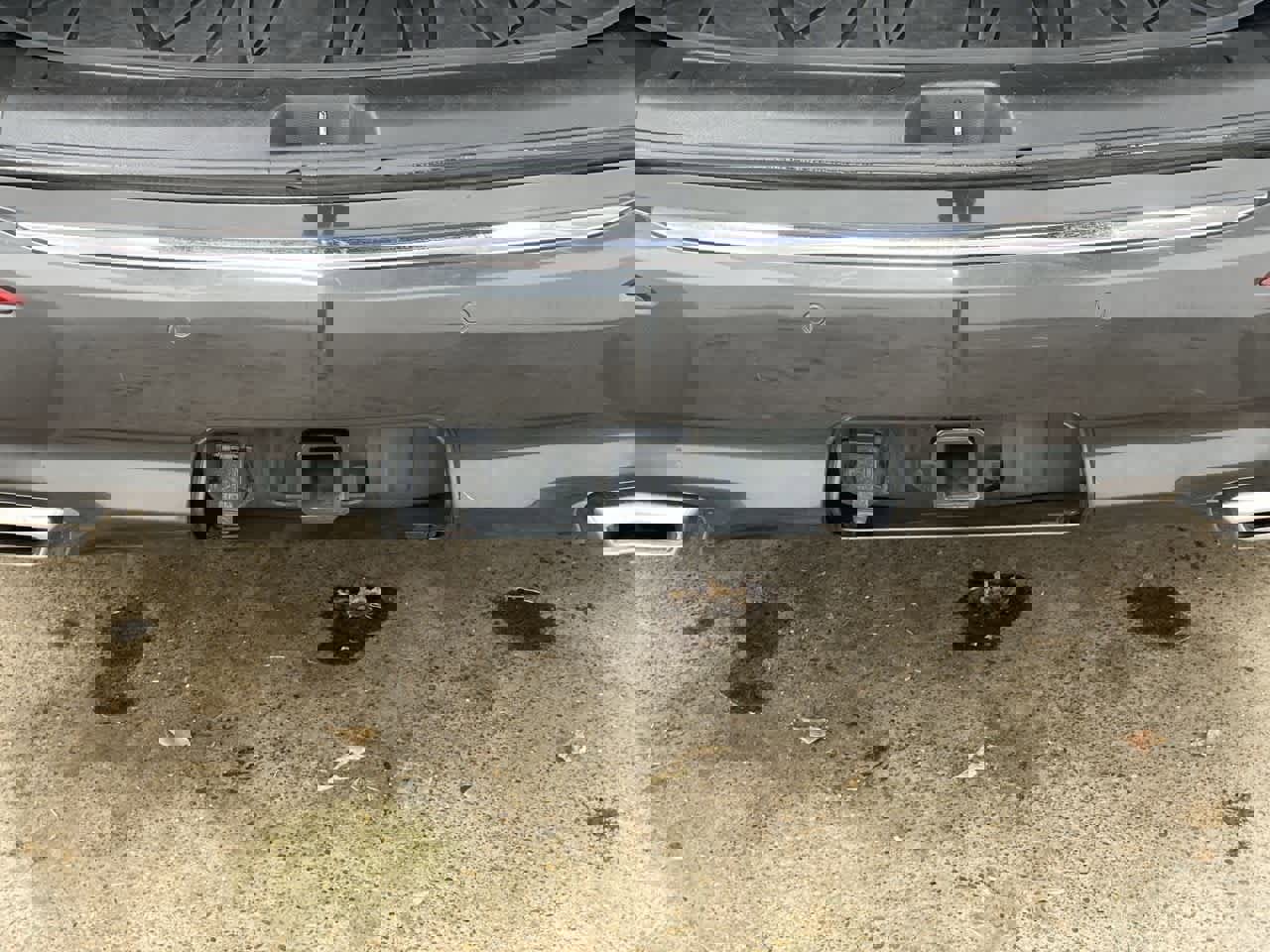 Used 2020 Buick Enclave Premium w/ Sun and Sites Package image 30