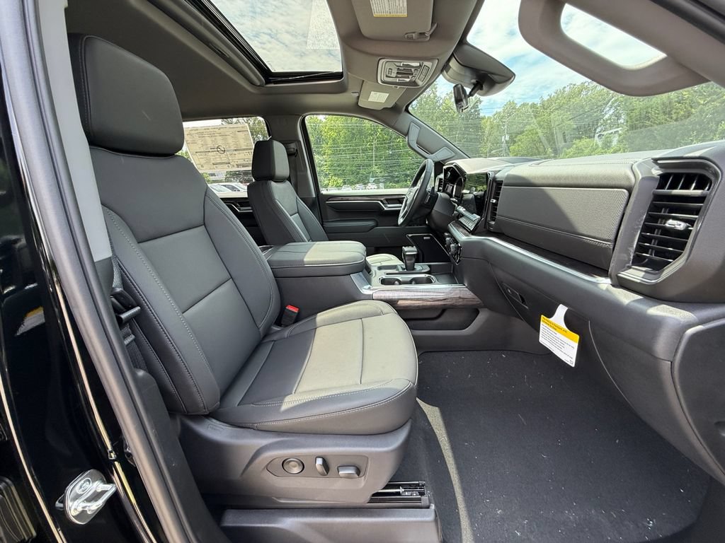 New 2026 Chevrolet Silverado 1500 LTZ w/ Technology Package AWD/4WD image 30