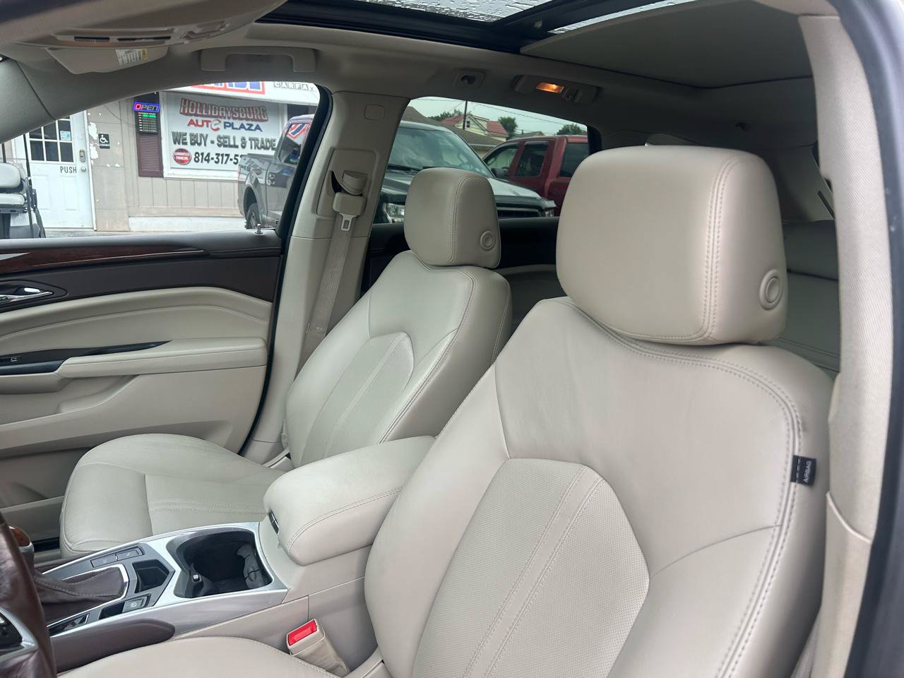 Used 2014 Cadillac SRX Performance AWD/4WD image 16