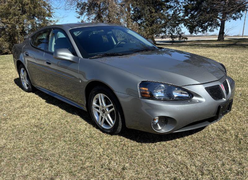 Used 2007 Pontiac Grand Prix w/ Preferred Package FWD image 11