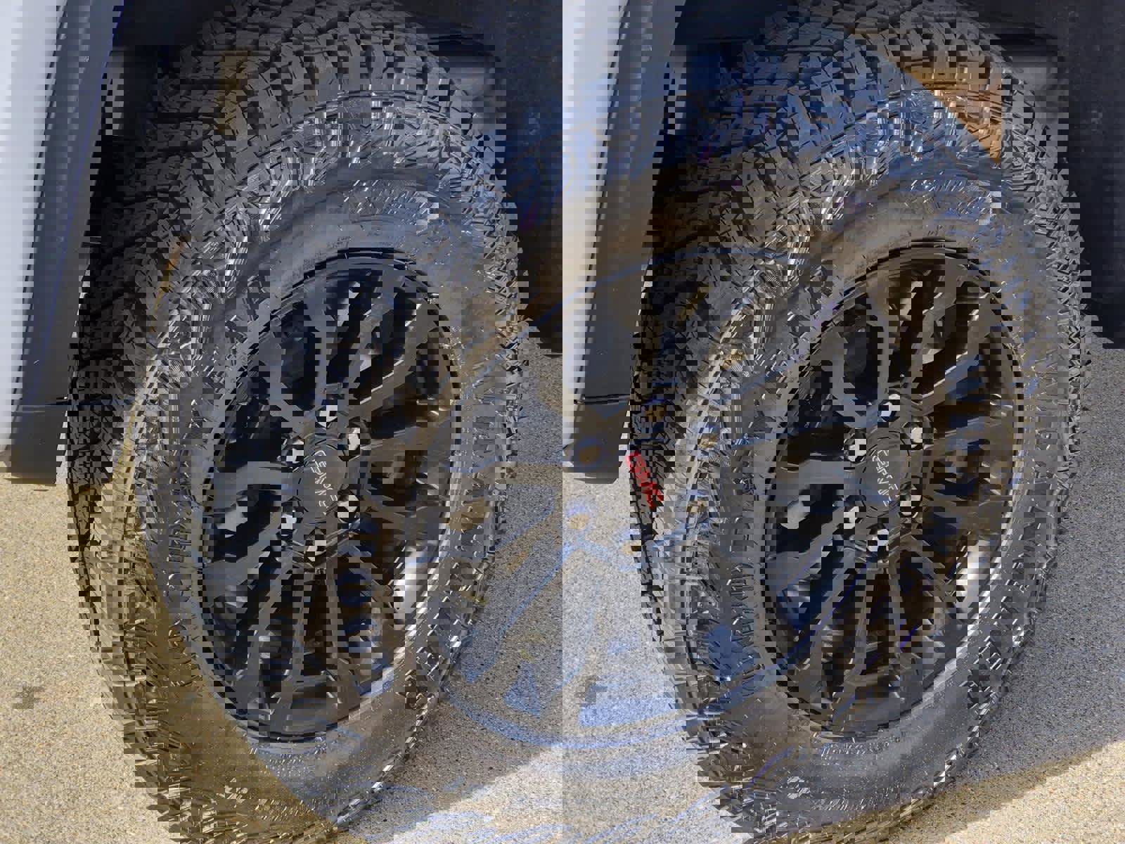 Certified 2023 GMC Sierra 1500 AT4X image 7