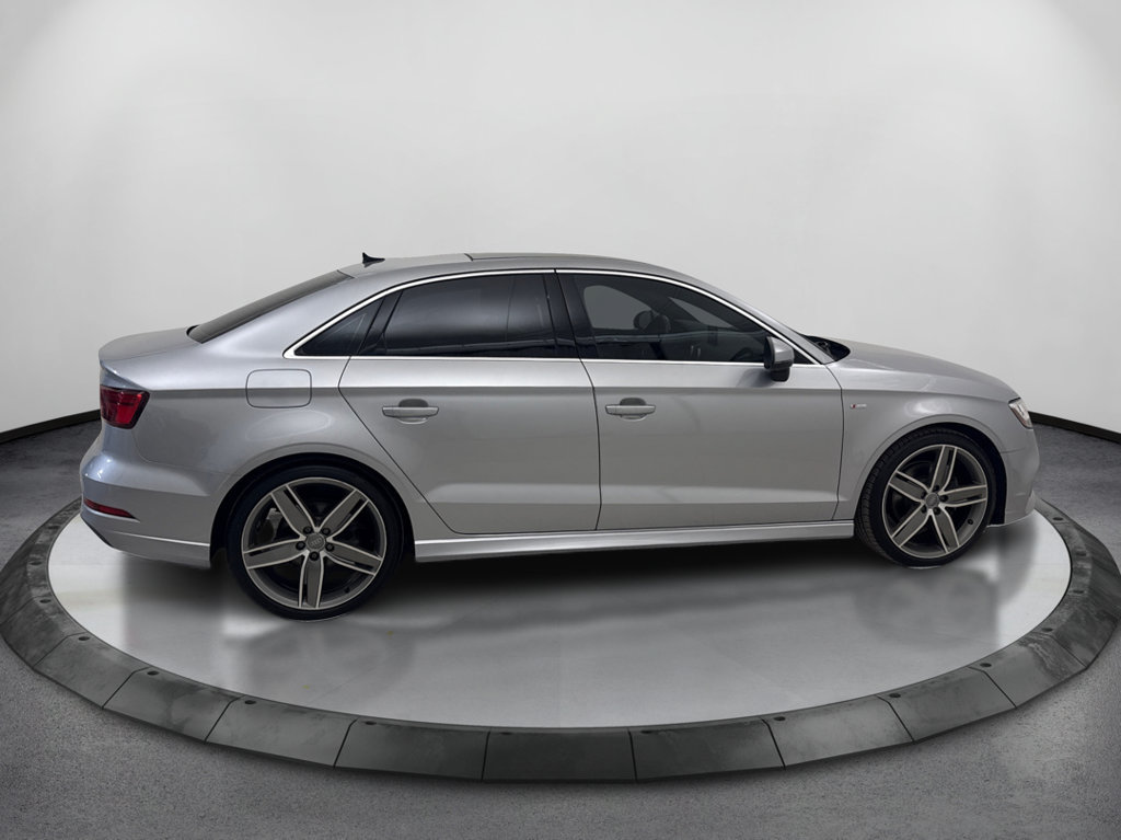 Used 2019 Audi A3 2.0T Premium Plus w/ Premium Plus Package FWD image 4