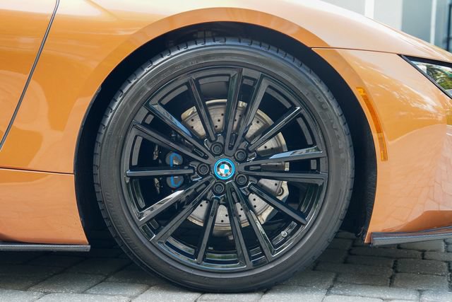 Used 2019 BMW i8 Roadster AWD/4WD image 35