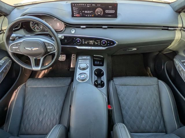 Used 2025 Genesis GV70 3.5T Sport w/ Sport Advanced Package AWD/4WD image 15