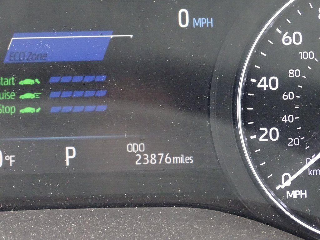 Used 2023 Toyota Sienna Platinum image 11