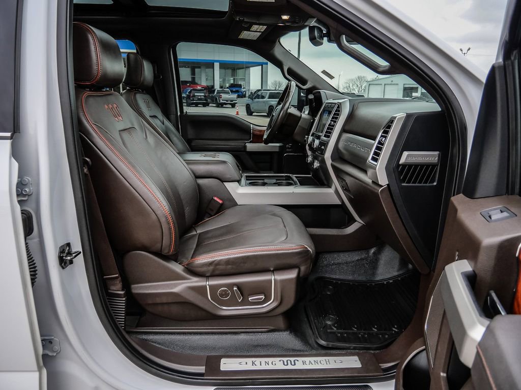 Used 2017 Ford F250 King Ranch w/ King Ranch Ultimate Package image 16