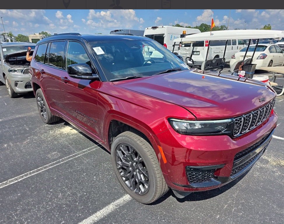 Used 2025 Jeep Grand Cherokee L Summit w/ Obsidian Package AWD/4WD image 5