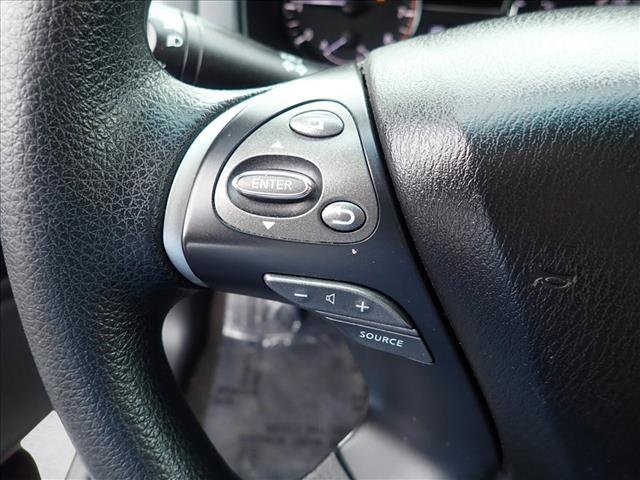 Used 2013 Nissan Pathfinder S image 14