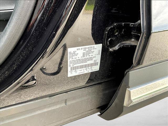 Used 2023 Ford Explorer XLT w/ Equipment Group 202A RWD image 30