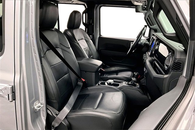 Used 2021 Jeep Wrangler Unlimited Sahara image 7