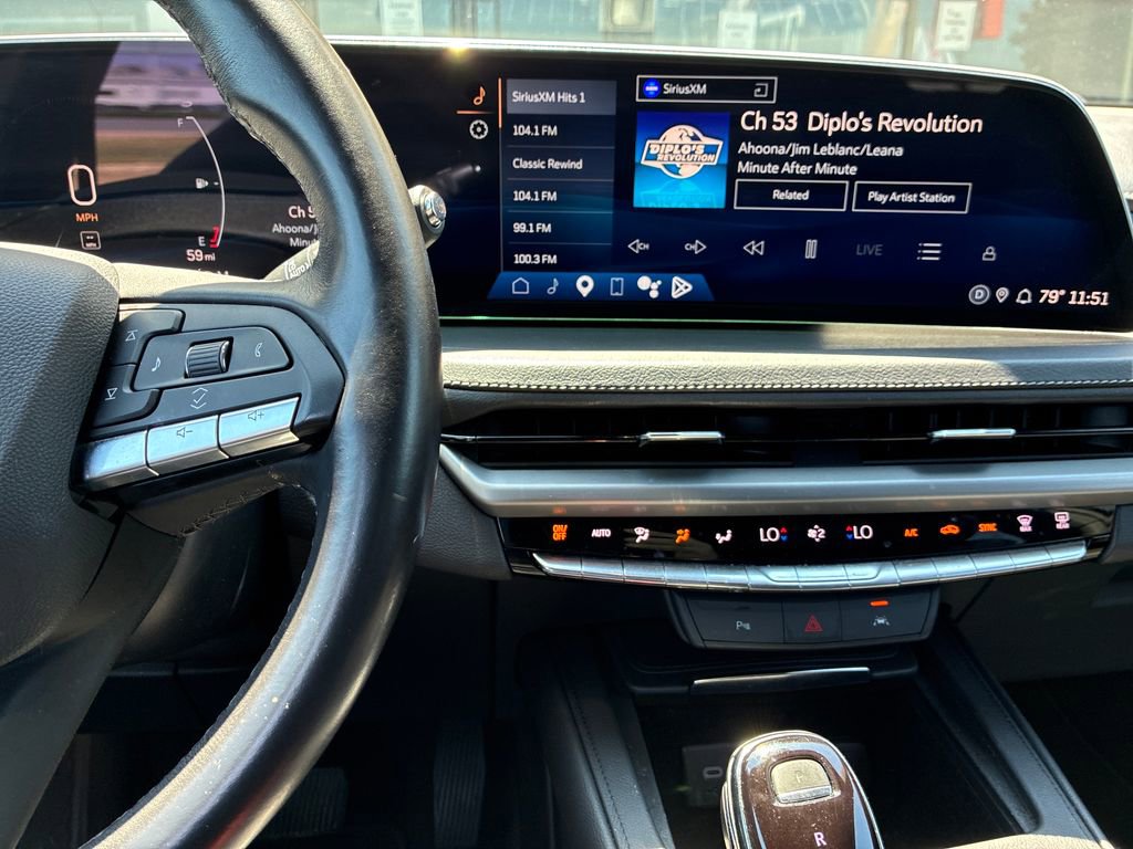 Used 2024 Cadillac XT4 Premium Luxury AWD/4WD image 18