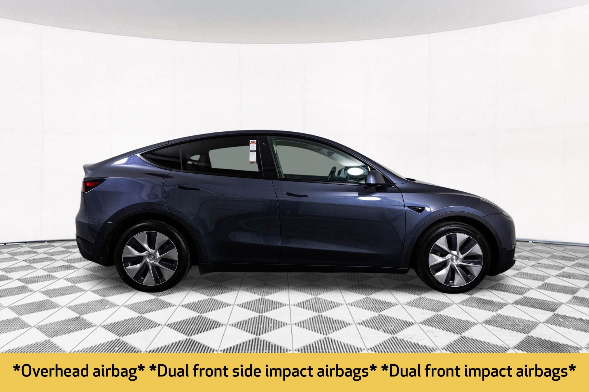 Used 2020 Tesla Model Y Long Range image 18