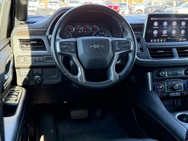 Used 2021 Chevrolet Suburban Z71 w/ Luxury Package image 9