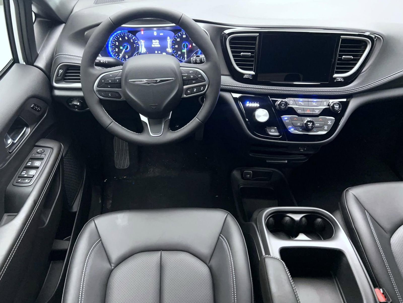 New 2026 Chrysler Pacifica Select image 13