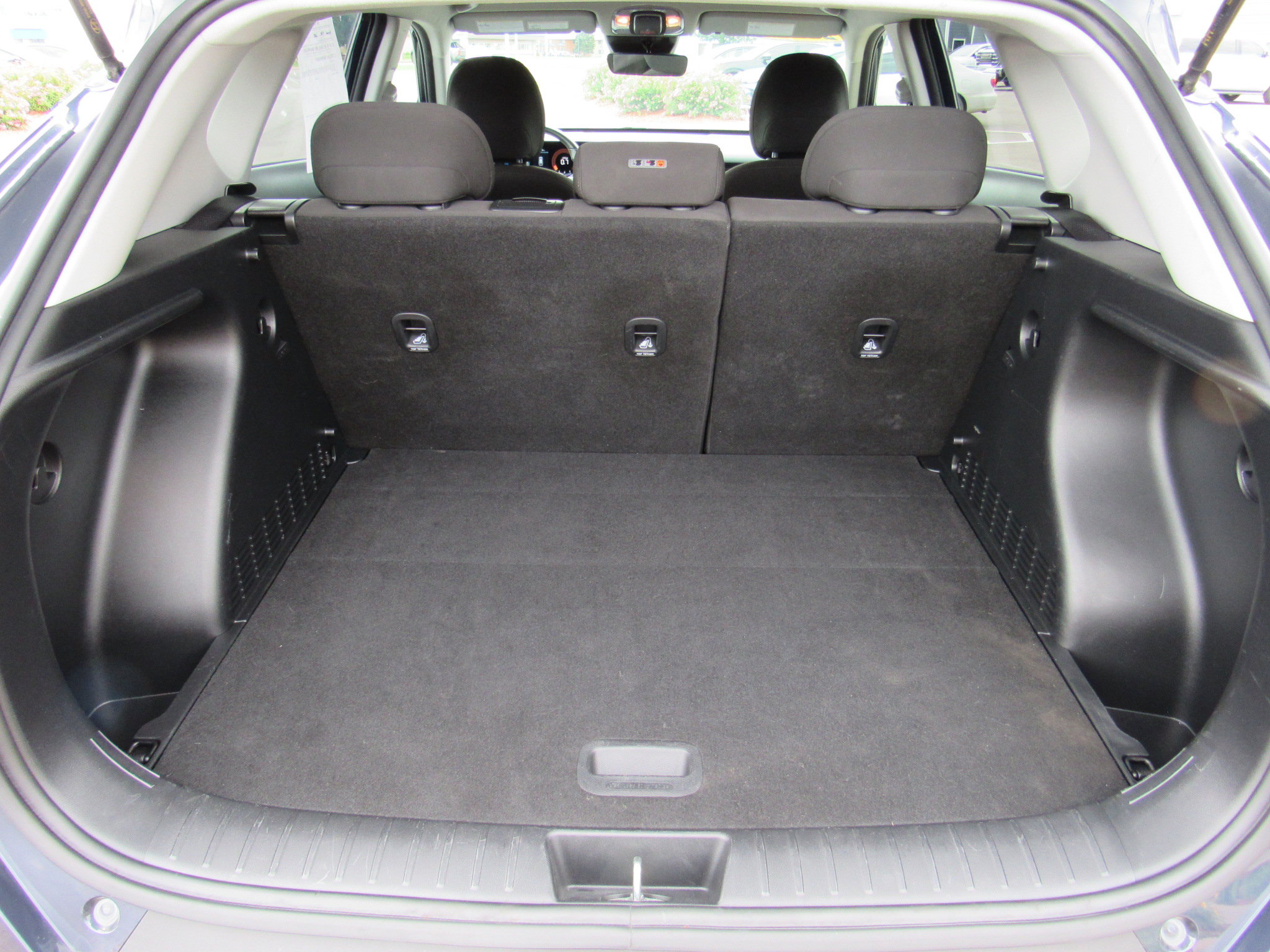 Used 2025 Hyundai Kona SEL AWD/4WD image 42