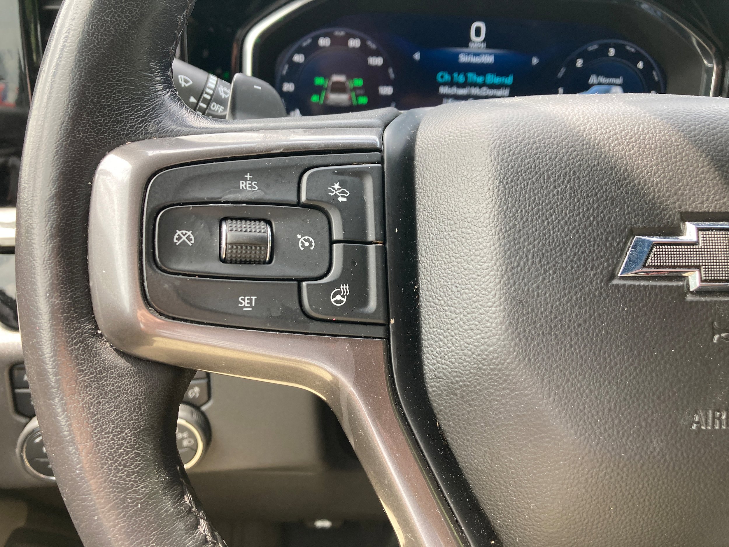 Used 2022 Chevrolet Silverado 1500 ZR2 w/ Technology Package image 22