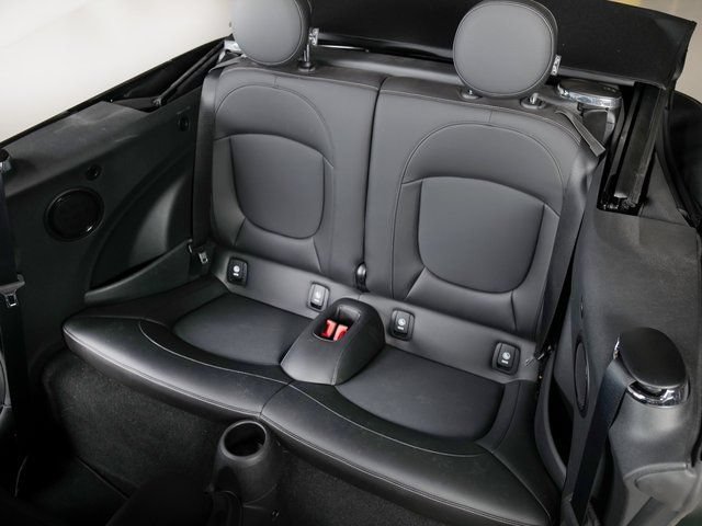 Used 2022 MINI Cooper John Cooper Works w/ Driver Assistance Package FWD image 13