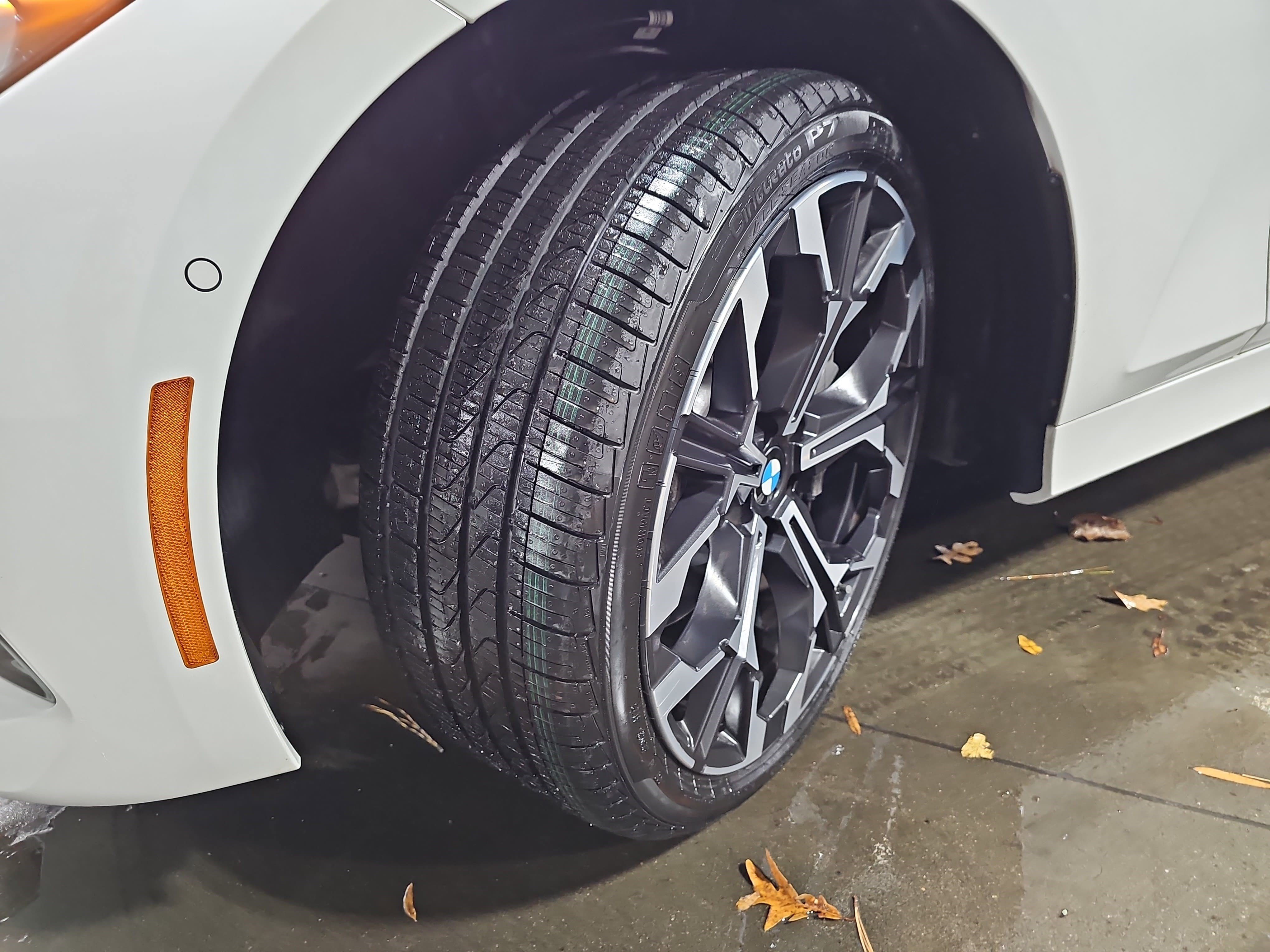 Certified 2025 BMW 330i Sedan w/ Premium Package image 34