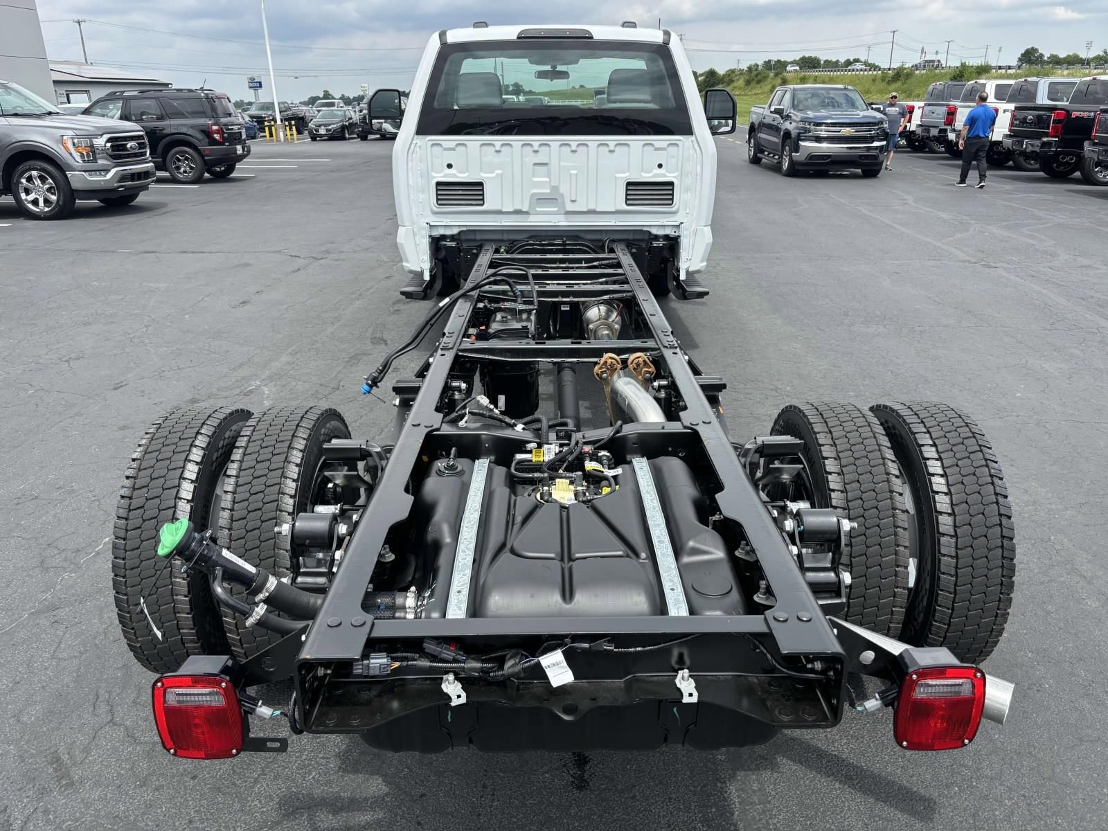 New 2025 Ford F550 4x4 Regular Cab Super Duty image 26